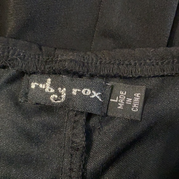 Ruby Rox Evening Dress LG ❤️ - Picture 8 of 10